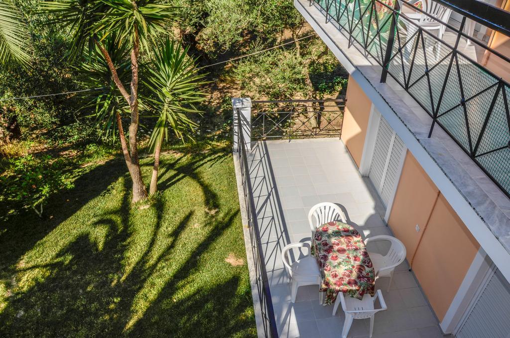 Olive Grove Apts Литакия Экстерьер фото