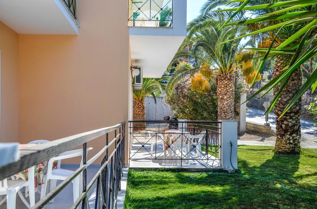 Olive Grove Apts Литакия Экстерьер фото