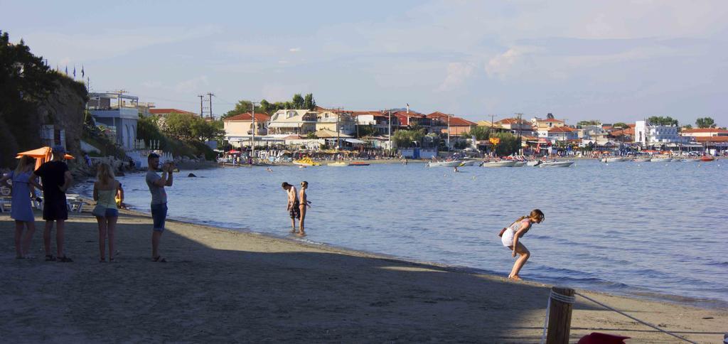 Olive Grove Apts Литакия Экстерьер фото