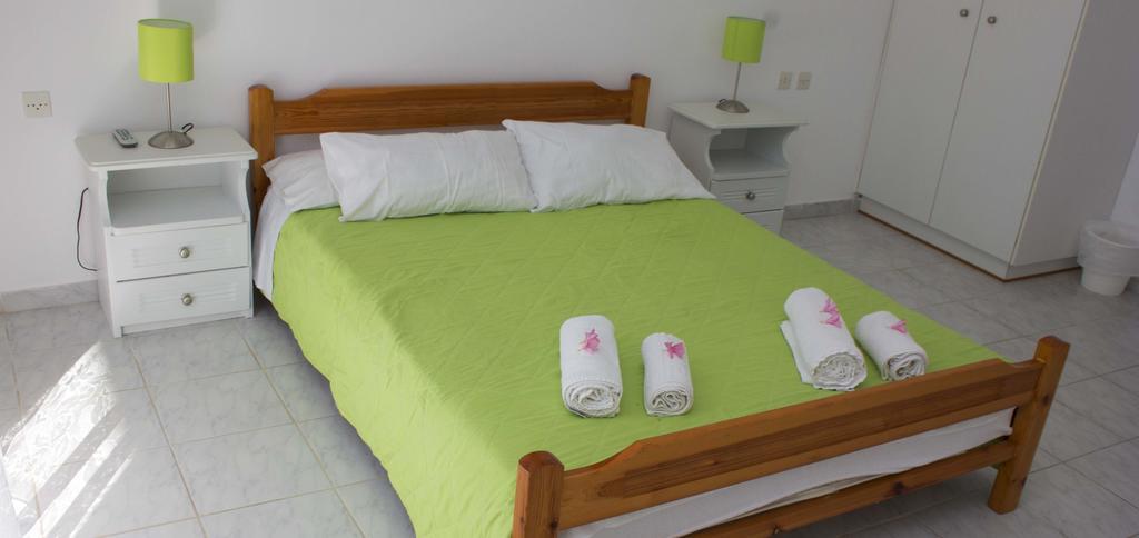 Olive Grove Apts Литакия Экстерьер фото