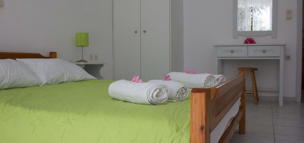 Olive Grove Apts Литакия Экстерьер фото