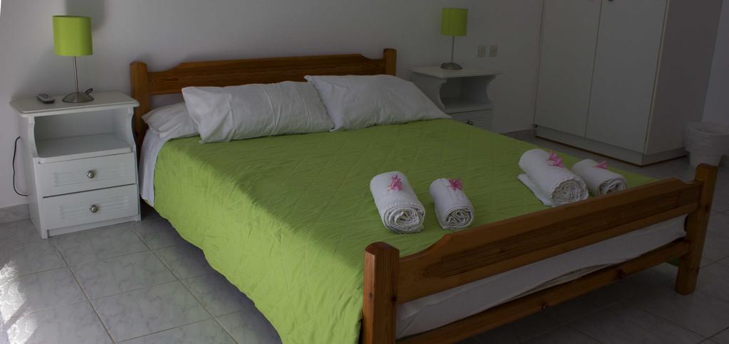 Olive Grove Apts Литакия Экстерьер фото