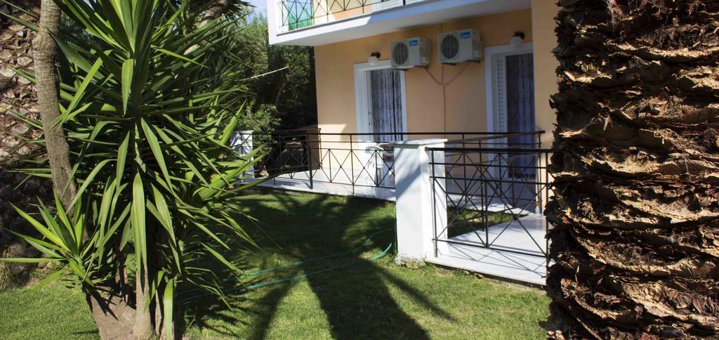 Olive Grove Apts Литакия Экстерьер фото